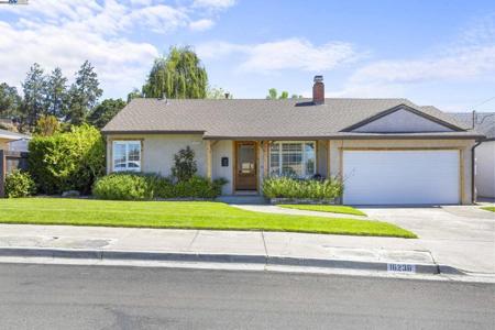 16238 Lyle St