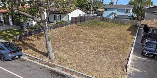 110 Avenida Dolores