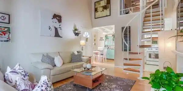 1282 W Park Western Drive