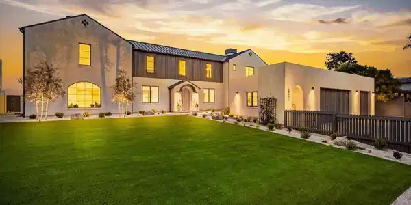 8341 La Jolla Scenic Drive N