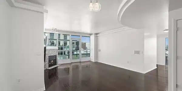 555 Front Street