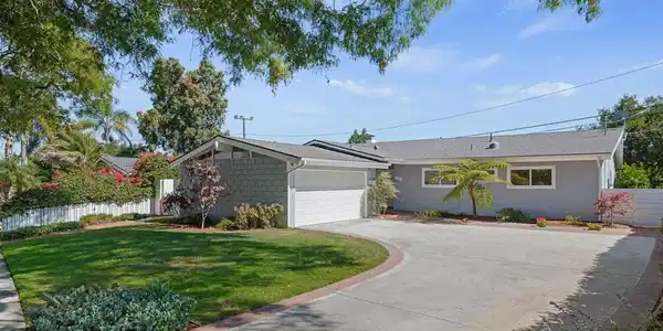 1111 Crestline Drive