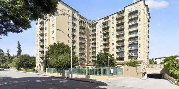 1 Baldwin Avenue