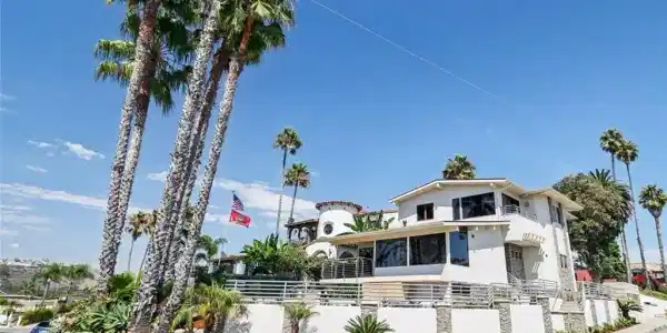1310 N Avenida De La Estrella