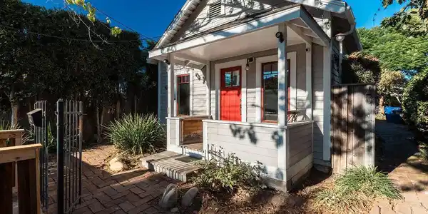 712 Castillo Street