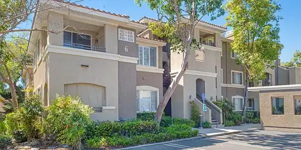 22681 Oakgrove #635