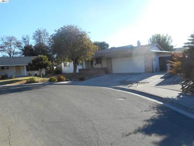 2814 Chamier Place