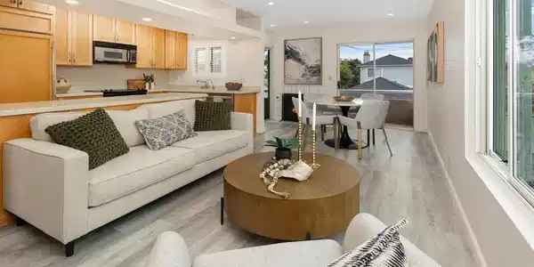 536 G Ave