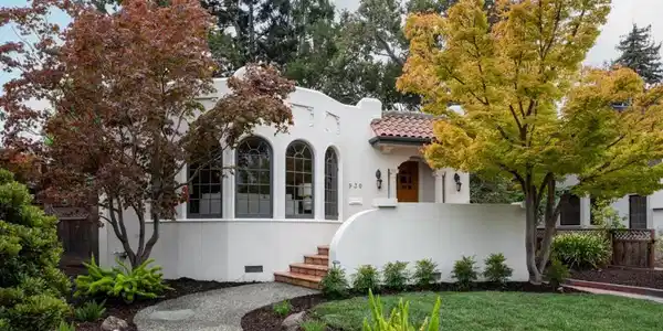930 Rosewood Drive