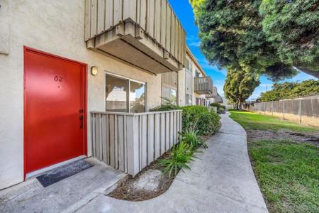 528 Anita Street