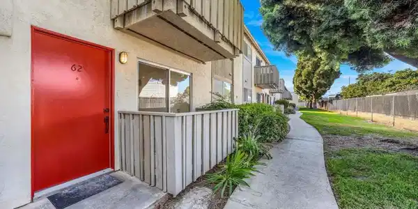 528 Anita Street