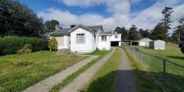 19121 Olsen Lane