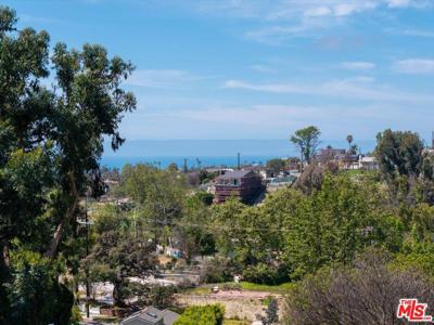 1025 Las Pulgas Road