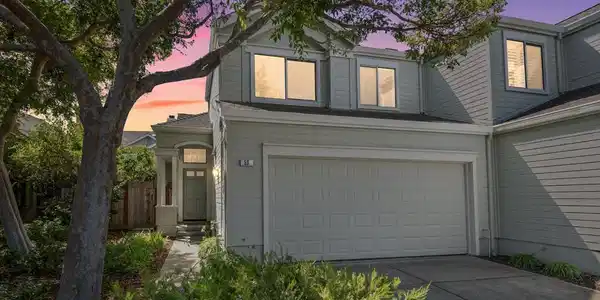 56 Bannister Way