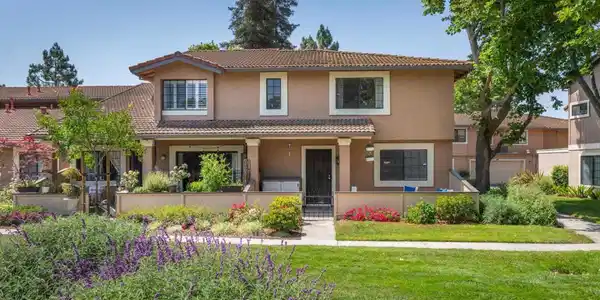 32864 Arbor Vine Drive