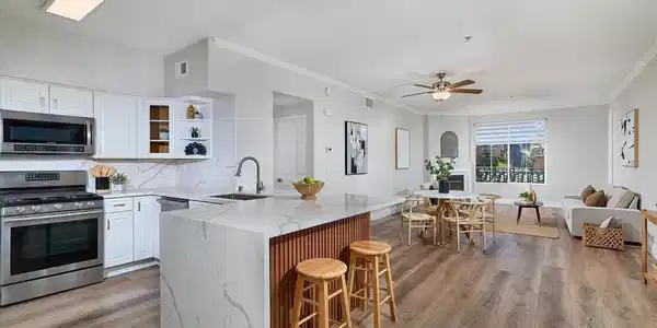 12374 Carmel Country Rd