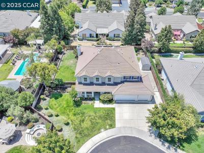 5138 Nathalee Dr