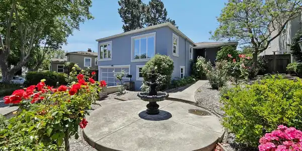 332 El Camino Real