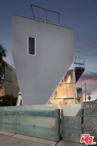 513 Grand Boulevard