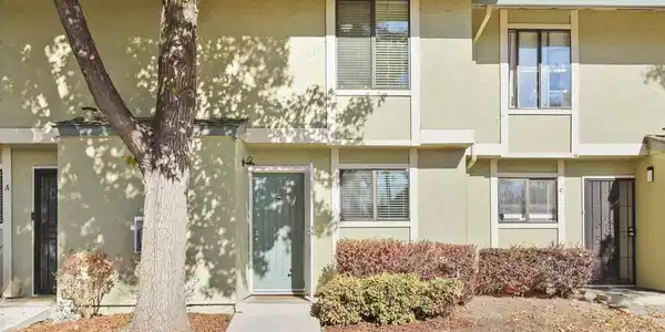 2141 Northwood Cir
