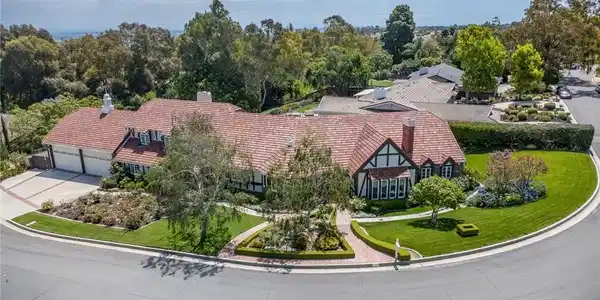 9 Pleasant Hill Drive