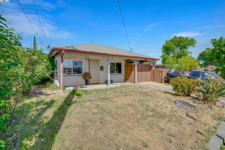 23 Island View Dr
