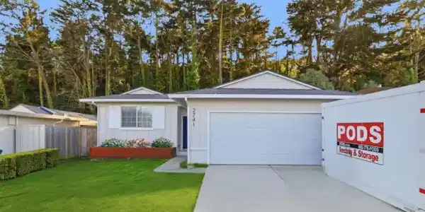 2741 Oakmont Drive