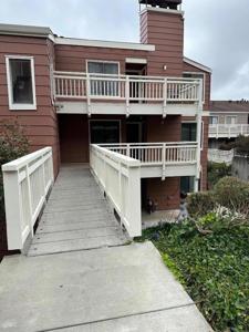 808 Red Leaf Court