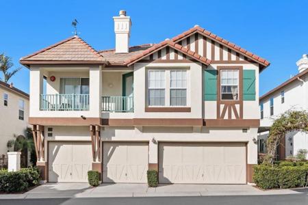 382 Carmel Creeper pl.