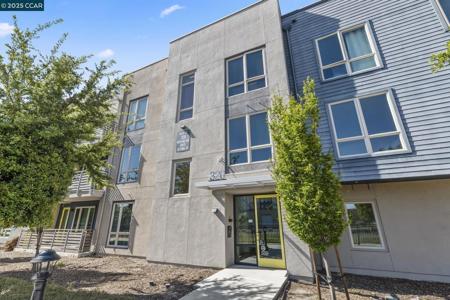320 Riesling Ave