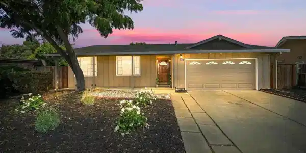 39530 Dorrington Ct