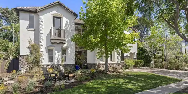 835 Lynwood Drive
