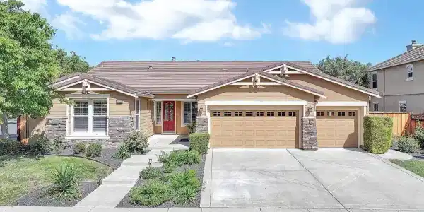 1621 Antica Dr