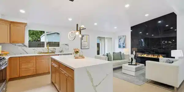 2710 Ocala St