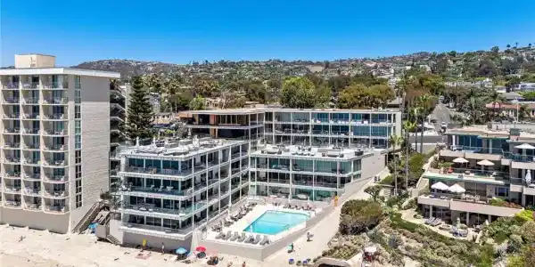 1585 S Coast