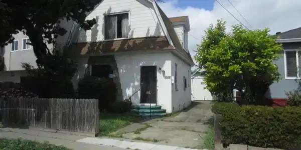 2625 High Street