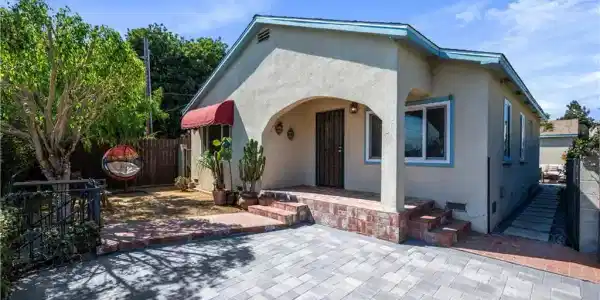 750 W 2nd Street