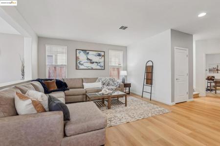 10786 Eagle Ct