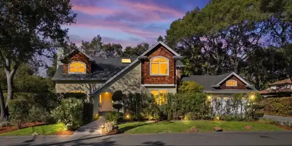 3855 Magnolia Drive