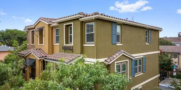 601 Cinnamon Circle
