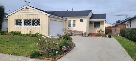4515 Greenmeadows