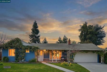 2105 Holbrook Drive