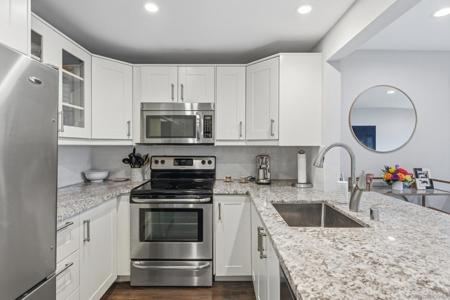 2960 Broadway