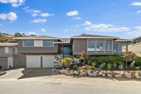 942 Viewridge Drive