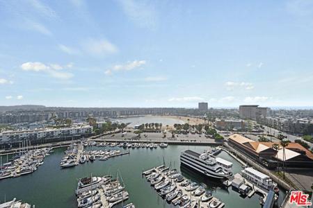 4267 Marina City Dr