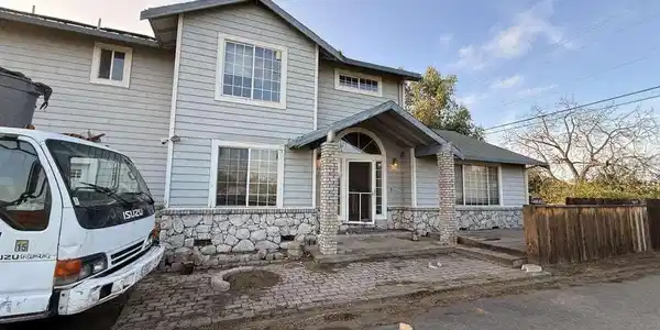 471 Delta Rd