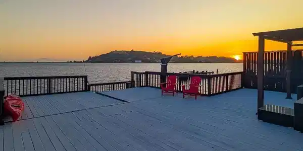 8 Sandy Beach Road