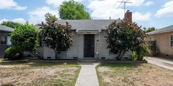3260 Oregon Avenue