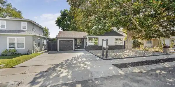 362 N Murphy Avenue