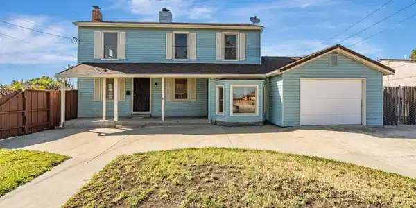 2101 West Ave. 136th